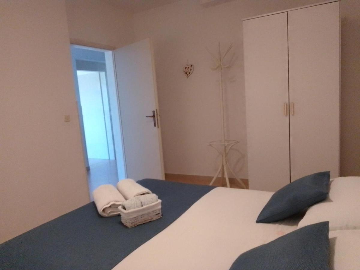 מדולין Apartments Bor מראה חיצוני תמונה