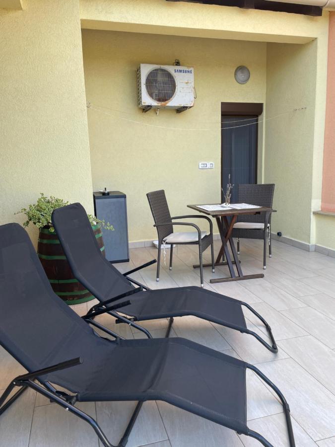 מדולין Apartments Bor מראה חיצוני תמונה